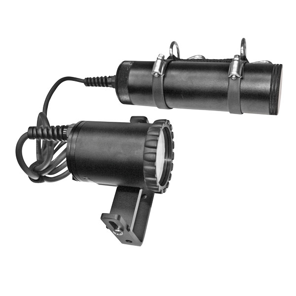 saeko_dive_torch_AL-28LED_2.jpg