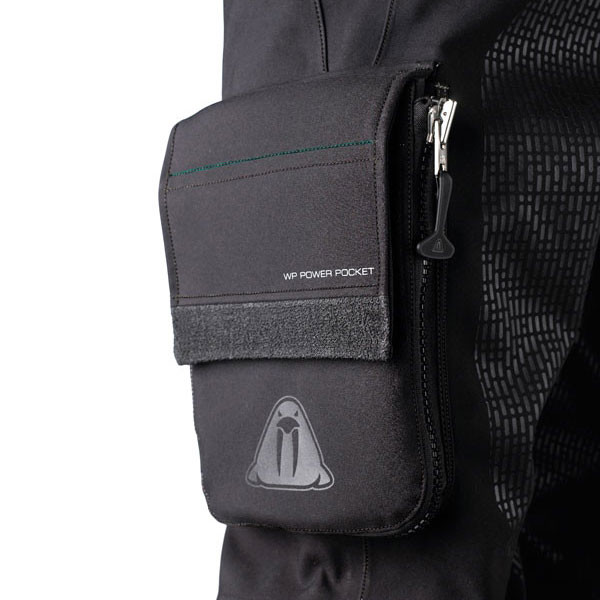 waterproof_d1_hybrid_pocket.jpg